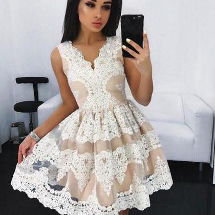Short Prom Gown,a-line V-neck Tulle Lace Short..