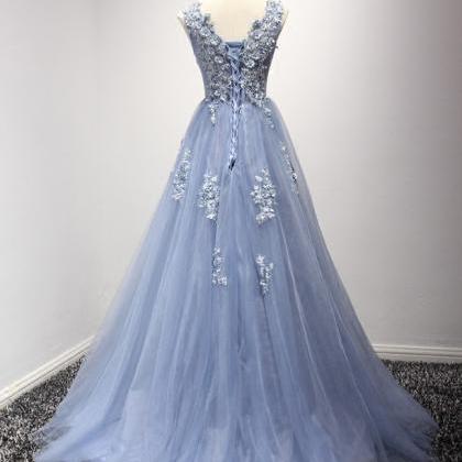 A-line Sleeveless Scoop Tulle Long Prom Dresses..