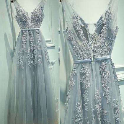 A-line V-neck Tulle Sleeveless Prom Dress,gray..