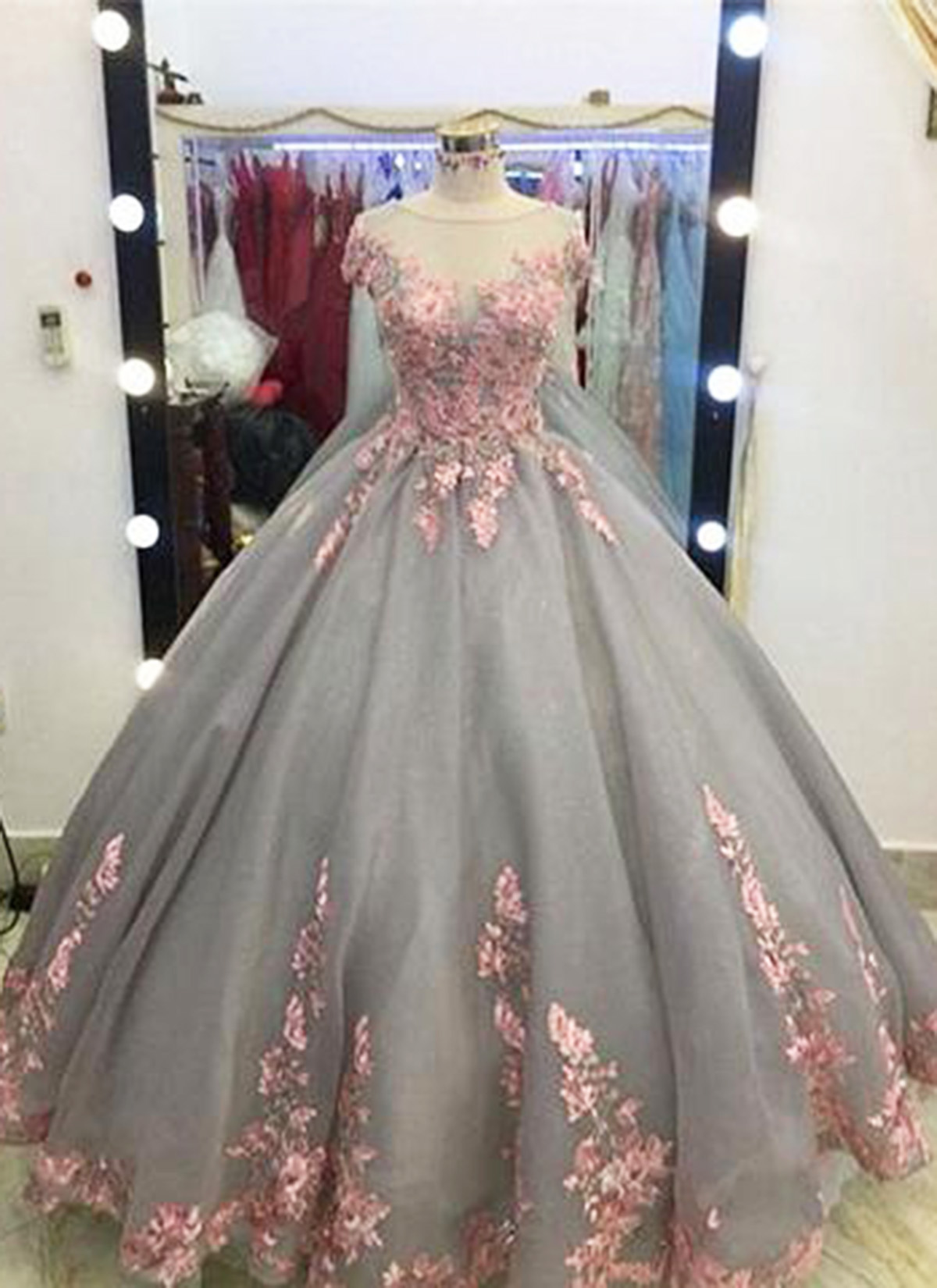 Unique Grey Long Ball Gown Appliqued Cap Sleeves Prom Dress Big Wedding 
