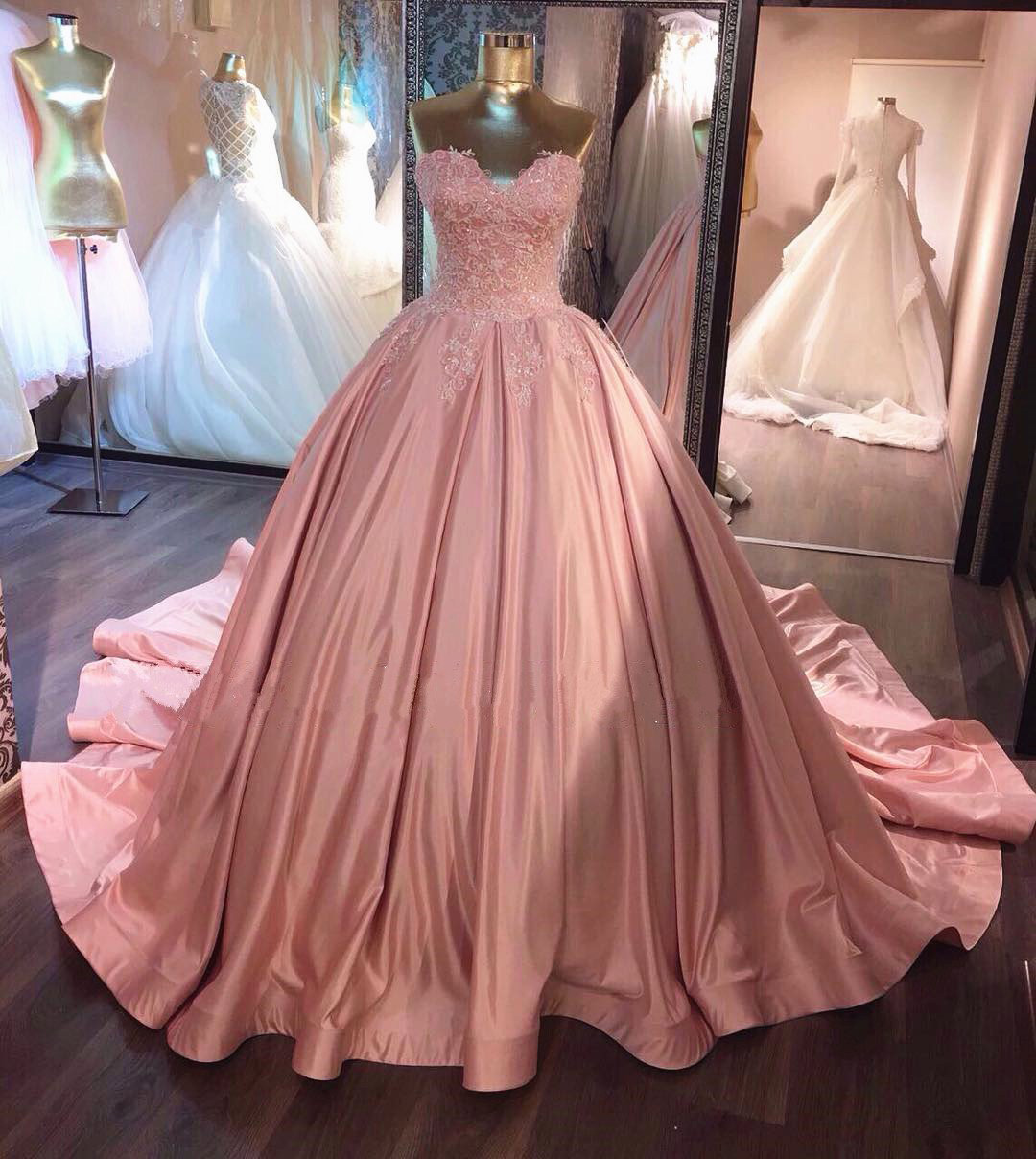 Unique Pink Sweetheart Sleeveless Lace Appliques Ball Gown Prom Dresses,sweet 16 Dress,quinceanera Dresses,p106