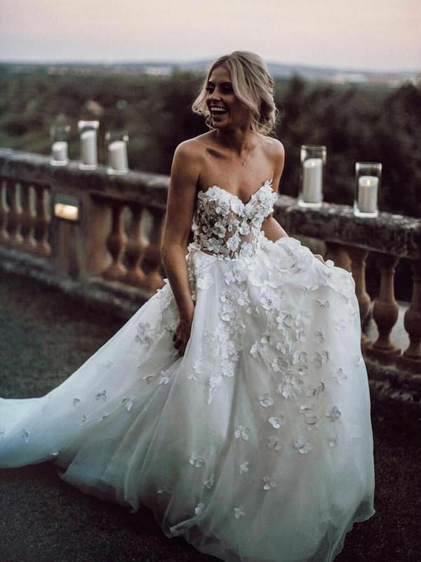 A Line Sweetheart Neck Boho Wedding Dresses Appliqued Wedding