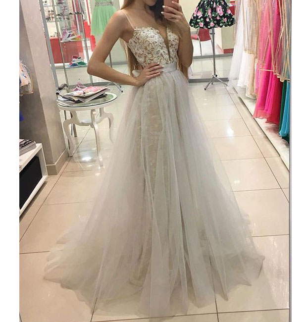 A-line Sweetheart Lace Top Prom Dress,sexy Tulle Evening Dress,charming Deep V-neck Prom Dresses,lace Prom Dress,elegant Woman Formal