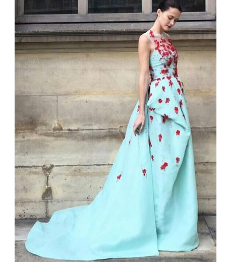 Fashion Sleeveless Prom Dress,long Scoop Prom Dresses,embroidery Prom Gown, A-line Embroidery Evening Dress,formal Dress 2017,p048
