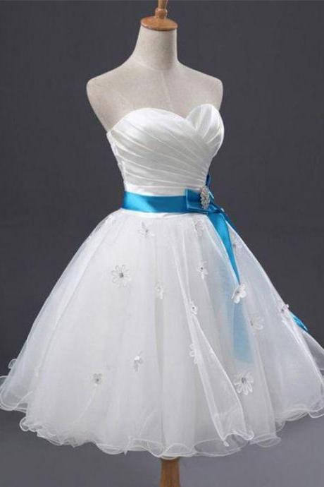 White Sweetheart Homecoming Dress Strapless Tulle Sweetheart Short Prom Dress With Blue Belt,homecoming Gown With Flowers,h098