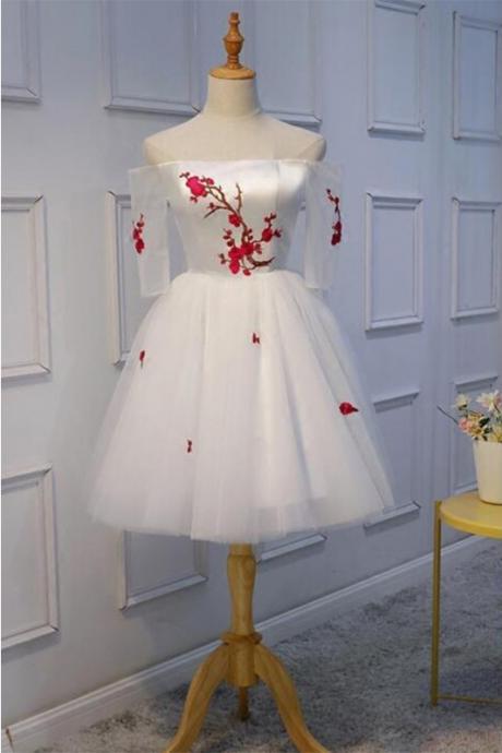 Ivory Off Shoulder Tulle Homecoming Dresses With Red Applique, Half Sleeves Tulle Short Prom Dress H258