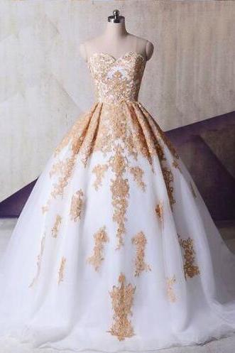 White Ball Gown Bridal Dress with Lace Appliques, Puffy Sweetheart Wedding Dress, Lace Up Back Tulle Prom Dress with Appliques P359